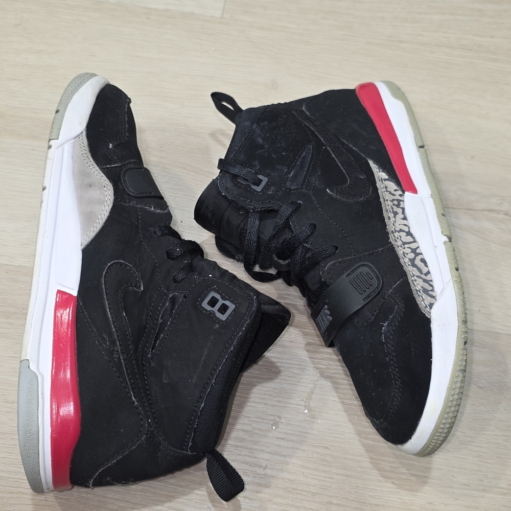 Nike Air Jordan Legacy 312 Black Cement Red White Size 1.5Y Shoes Sneakers